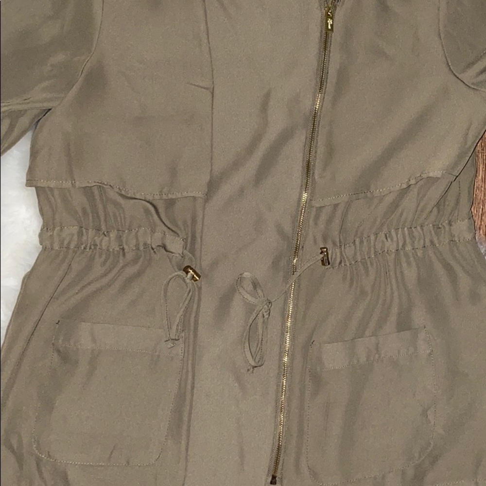 Guess light jacket - Picture 5 of 5